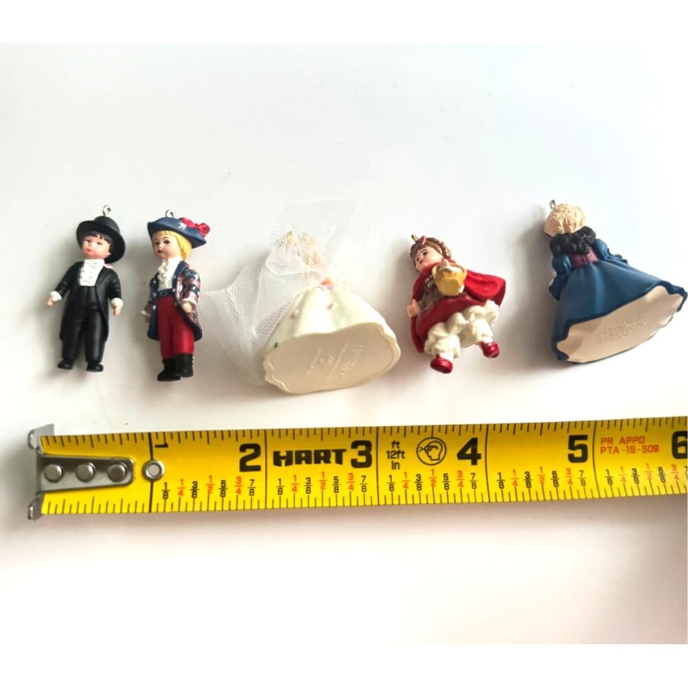 Lot Of 5 Madame Alexander Hallmark Miniature Ornaments 2004‎ 2005 2006 - Picture 3 of 8